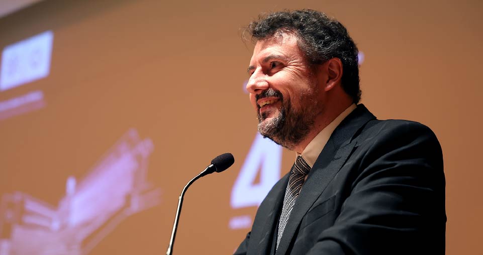 ESCOLA DE ECONOMIA E GESTÃO CELEBROU O SEU 42º ANIVERSÁRIO