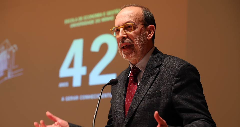 ESCOLA DE ECONOMIA E GESTÃO CELEBROU O SEU 42º ANIVERSÁRIO