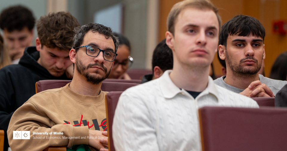 EEG discussed the state of poverty in Portugal